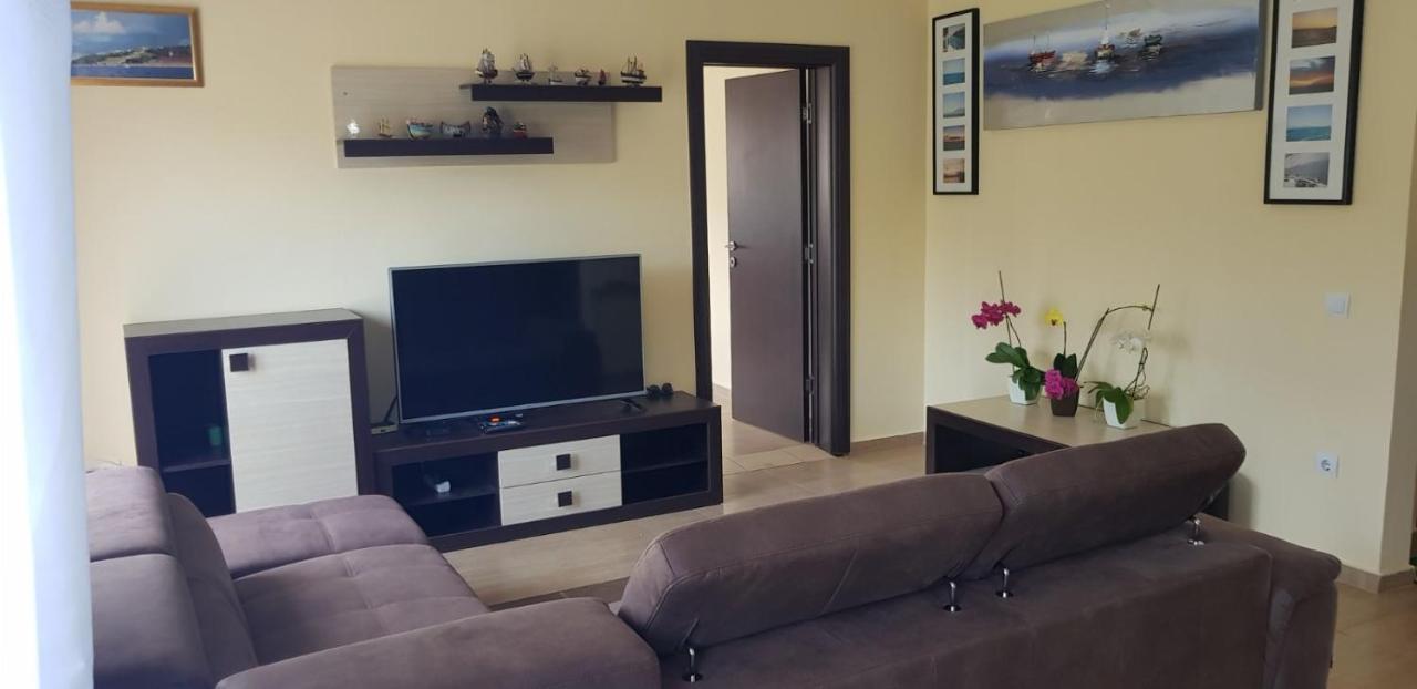 Villa Persik Utjeha Esterno foto
