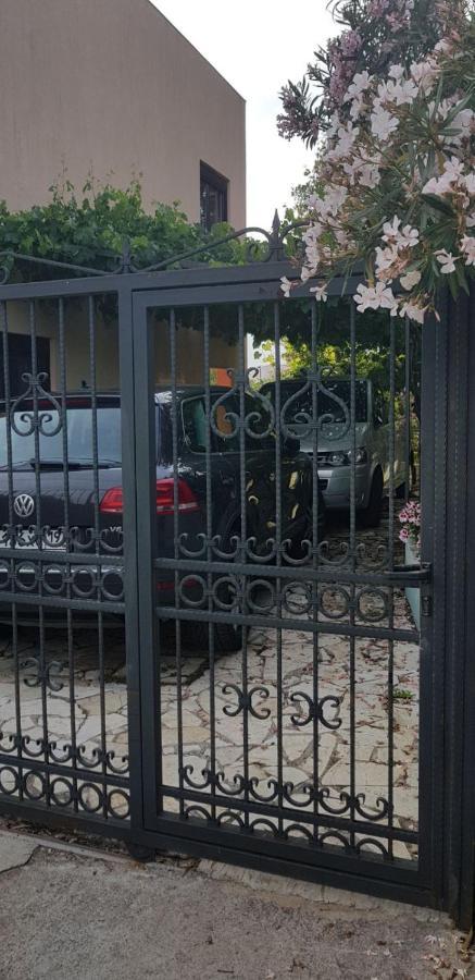 Villa Persik Utjeha Esterno foto