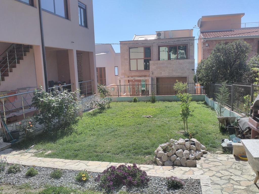 Villa Persik Utjeha Esterno foto